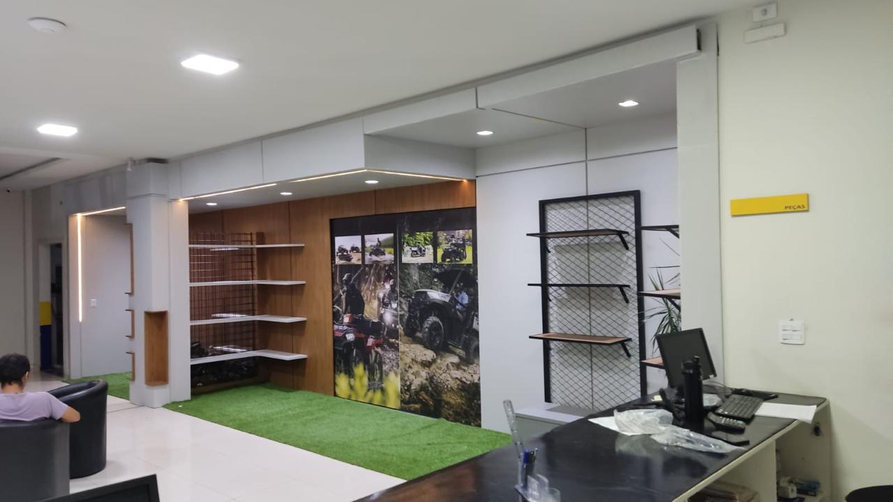 Marcenaria — concessionária de equipamentos agrícolas, Prudentópolis/PR