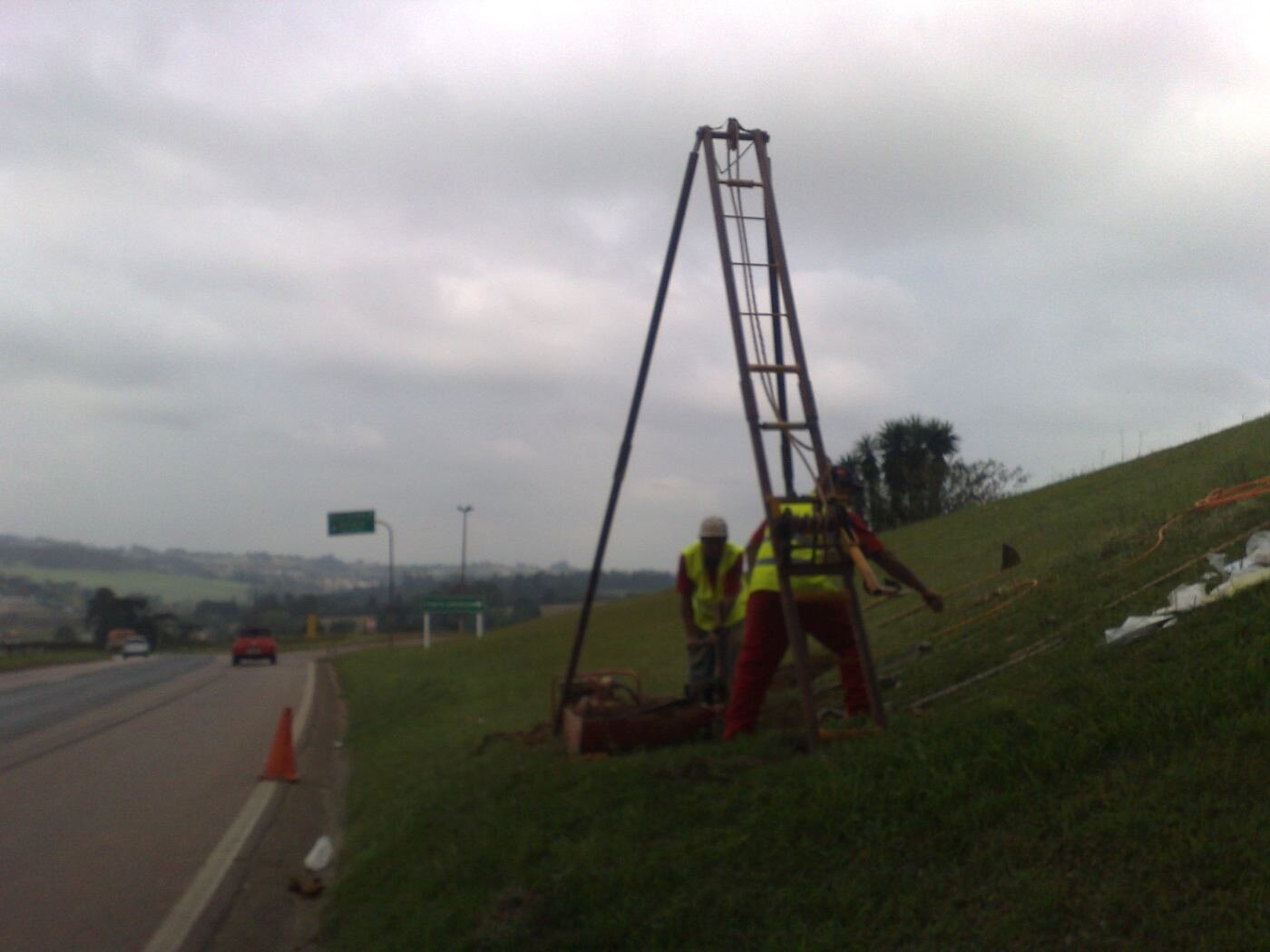 Projetos técnicos — traçado geométrico e obras de arte especiais