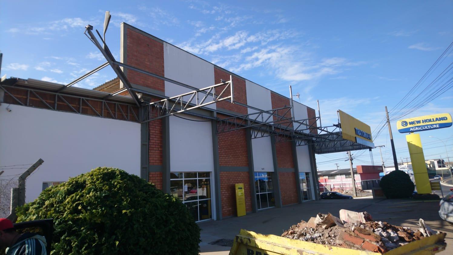 Obra industrial — Castro/PR