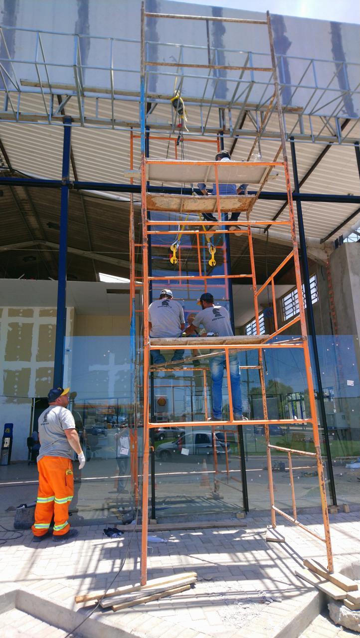 Obra industrial — Castro/PR